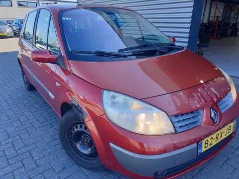 Renault Scénic 2.0-16V Tech Line AUTOMAAT