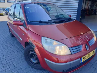 Renault Scénic 2.0-16V Tech Line AUTOMAAT