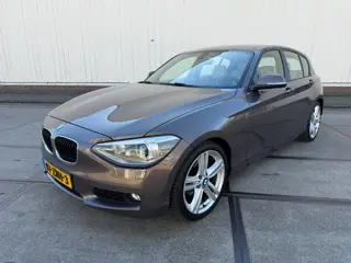 BMW 1-serie 116i EDE Upgrade Edition LEES ADVERTENIE