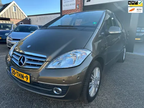 Mercedes-Benz A-klasse 160 Edition 125 Elegance AUTOMAAT-AIRCO-CENTRAAL-PDC