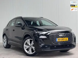 Audi Q4 e-tron 40 S-LINE Competition 77 kWh l MATRIX l CAMERA l SFEER l ADAPT.CRUISE l CARPLAYORG.NL
