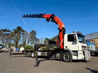 DAF CF 85 460 8x2 Palfinger PK74002 (bj 2009, automaat)