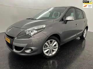 Renault Scénic 1.4 TCE Celsium Trekhaak/Navi