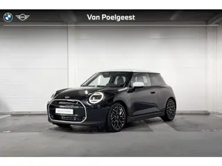 MINI 3-Deurs Cooper SE Favoured M | Head-Up Display | Stuurwielverwarming | Panoramadak
