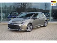 Toyota Corolla 2.0 Hybrid Executive | Trekhaak | Head-up | BI-tone | Stuur- stoelverwarming