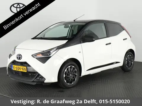 Toyota Aygo 1.0 VVT-i X-Fun Bi-Tone | 1e eigenaar | Airco | Bluetooth | Privacy Glass |