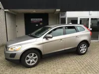 Volvo XC60 2.0 D3 Kinetic / EURO-5 / TREKHAAK / ALU VELGEN / MOOIE AUTO / APK 2027