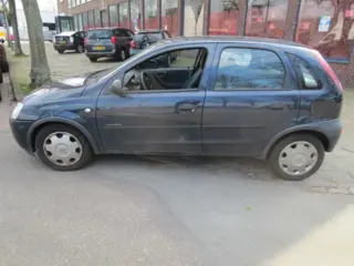 Opel Corsa C 1.2 Easytronic 5 drs 2001 Onderdelen