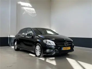 Mercedes-Benz A-klasse 180 Ambition | NL | Navigatie | LM velgen |