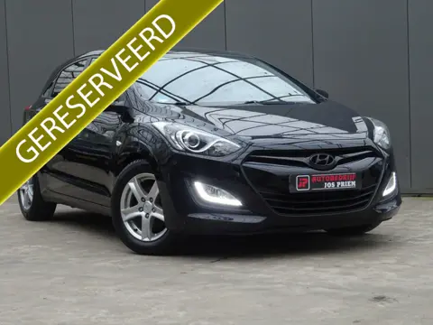 Hyundai i30 1.4 * LED * CRUISE * LM VELGEN !! (bj 2012)