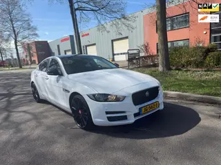 Jaguar XE 2.0 D Pure eerste eigenaar automaat