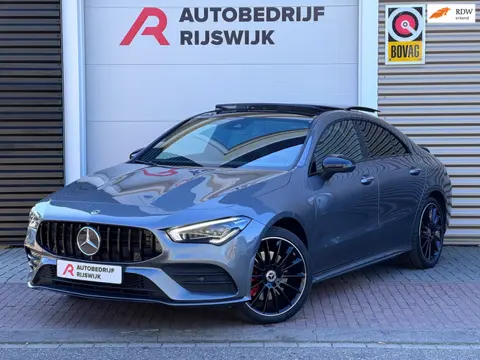 Mercedes-Benz CLA-klasse 250 e AMG 45s Pano/360/Sfeer/Leer