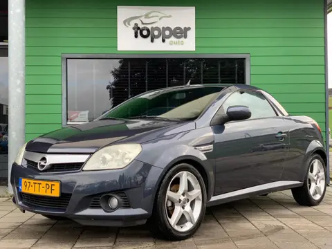 Opel Tigra TwinTop 1.4-16V Sport | Cabrio | Elektrische Ramen | Airco |
