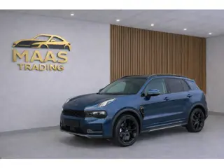 Lynk & Co 01 1.5 Plug in Hybrid Black Edition Bomvol