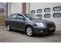 Toyota Avensis Wagon 2.0 VVTi Executive * Clima / Cruise / Pdc *