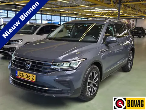 Volkswagen Tiguan 1.5 TSI Life -150pk- Automaat | Camera | Winter-pakket | Dab+ | Rijklaarprijs incl