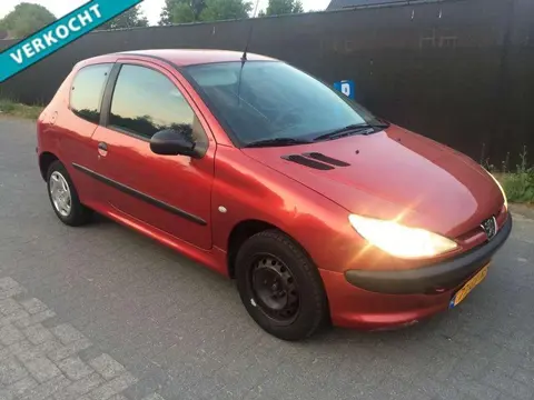 Peugeot 206 GEZOCHT 206 207 406 407 BENZINE OF DIESEL