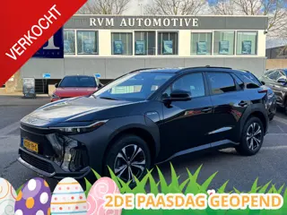 Toyota bZ4X Dynamic 71 kWh VAN: 35.900,- VOOR: 32877,- UW LENTEVOORDEEL: 3.023,- | ABSOLUTE TOPSTAAT