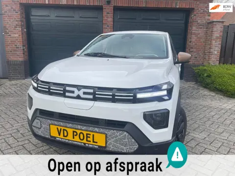 Dacia Spring Extreme 65 26.8 kWh NIEUWSTAAT NAVI SNELLADEN !