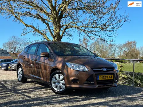 Ford Focus 1.0 EcoBoost | Airco + Cruise nu € 3,975-!!