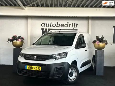 Peugeot Partner 1.2 PureTech Pro benzine