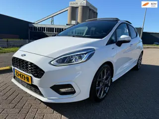 Ford Fiesta 1.0 EcoBoost ST-Line_PANORAMADAK_LUXE UITVOERING!_NETTE AUTO