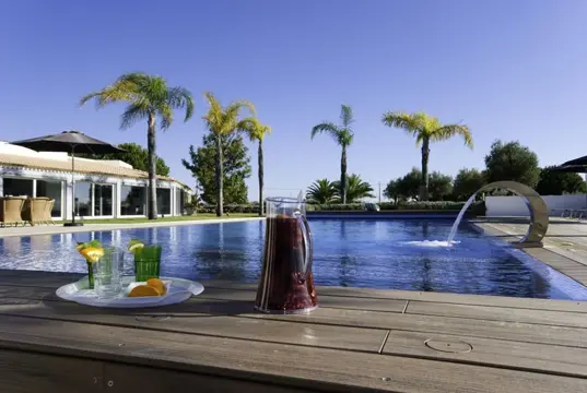 Quinta Beija Flor, Pera