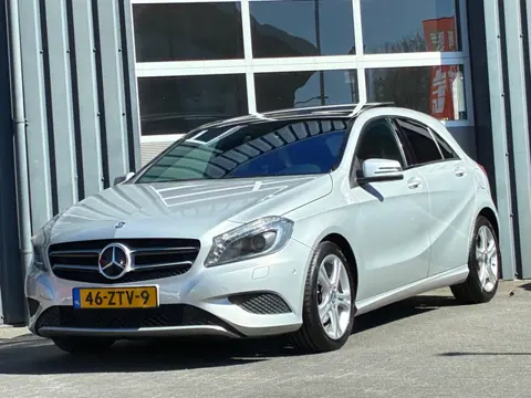 Mercedes-Benz A-klasse 180 Ambition Automaat Leder Panodak Navi Camera
