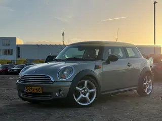 Mini Mini 1.6 Cooper/ AUTOMAAT/ LAAG KM