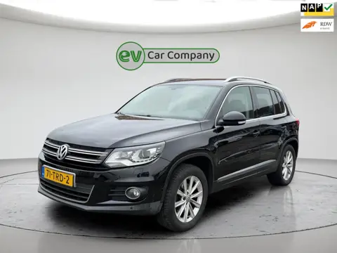 Volkswagen Tiguan 1.4 TSI Sport&Style | Parkeersensoren | Lichtmetalen velgen | Climate Control