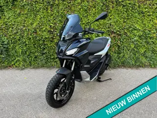 Aprilia SR GT 200 Sport NIEUW STAAT 1.750km BETAAL met in3