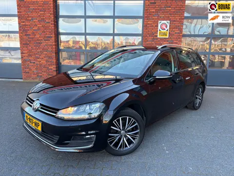 Volkswagen Golf 1.2 TSI Allstar |Xenon|Trekhaak|Stoelverwarming|Parkeersensoren|