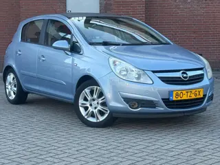 Opel Corsa 1.2-16V Cosmo|CLIMA|FIETSEN-DRAGER|NAP