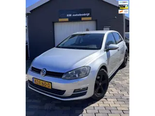 Volkswagen GOLF 1.4 TSI Highline