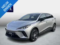 MG MG4 Electric Luxury 64 kWh LONG RANGE | SOH 97%|6.000KM! | DEALER ONDERHOUDEN| 7 JAAR GARANTIE BI