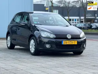 Volkswagen Golf 1.2 TSI Trend Edition BlueMotion.2 de eigenaar/Cruise Control/Trekhaak/car play