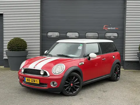 Mini Mini Clubman 1.4 One Anniversary Business Engine not good runs on 2 Cilinders