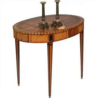 Ovale satijnhouten Louis Seize theetafel met ebben, noten en wengé ca 1790