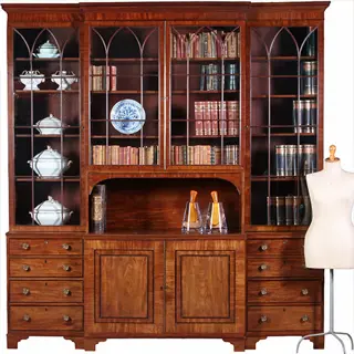 Zeer grote bibliotheekkast ca 1800 Breakfront met 6 deuren en 6 laden en open vak