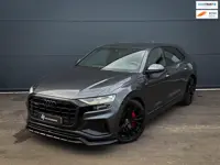 Audi Q8 55 TFSI e quattro,S line, 381 pk, 22” velgen,Sfeerverlichting