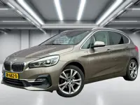 BMW 2-serie Active Tourer 218i High Executive | Trekhaak | Panoramadak | Navigatie | Cruise Control 