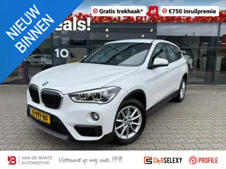 BMW X1 sDrive18i Centennial Executive *Trekhaak*