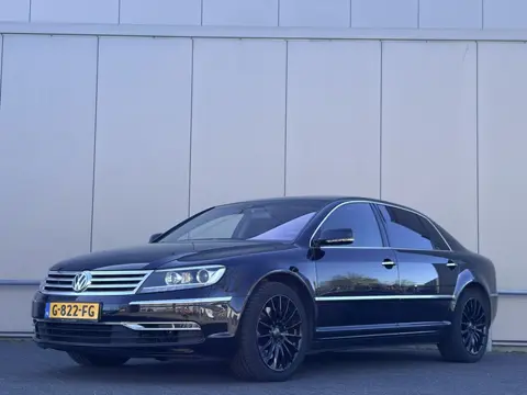 Volkswagen Phaeton 4.2 V8 4p. L. Highl. Camera - navi - airco - bomvol!