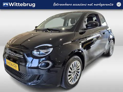 Fiat 500 Urban 42 kWh | Climate Control | Navigatie via Apple Carplay of Android Auto | Cruise Contr