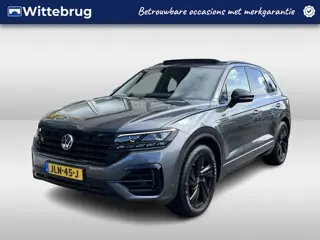 Volkswagen Touareg 3.0 TSI eHybrid 4MOTION R / AUTOMAAT/ PANO/ 462PK/ LUCHTVERING/ LEER/ HEAD-UP DIS