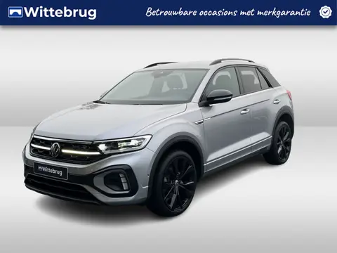Volkswagen T-Roc 1.5 TSI 150pk DSG R-Line / Black style / Virtual cockpit / Afneembare trekhaak / IQ