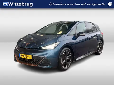 CUPRA Born Essential 62 kWh 204PK / Navigatie / App-connect / Cruise control / Parkeersensoren V+A /