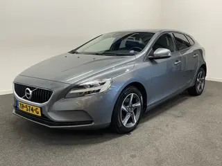 Volvo V40 2.0 123pk Momentum LED koplampen/ Stoel verw./ Navi/ Cruise