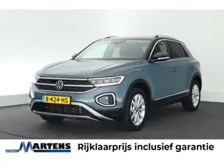Volkswagen T-Roc 1.5 TSI 150pk DSG Style Trekhaak Camera Stoelverwarming Virtual Cockpit Navigatie