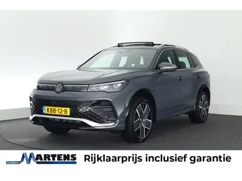 Volkswagen Tiguan 1.5 272pk eHybrid R-Line Edition Trekhaak Camera Keyless Massage Virtual Cockpit P